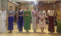 今日吃瓜群众报道,揭秘娱乐圈最新热点事件